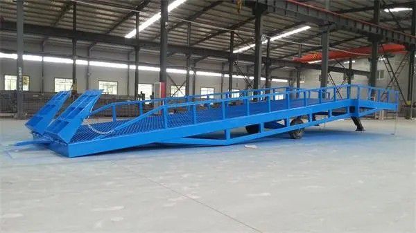 移動式登車橋